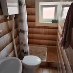 Small For 2 With Free Parking Apartment