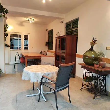 Small For 2 With Free Parking Apartment Tribunj (Sibenik-Knin)