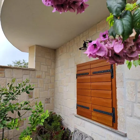 Small For 2 With Free Parking * Tribunj (Sibenik-Knin)